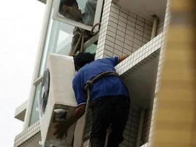 空调制热流水管不流水正常吗(图1) 空调制热流水管不流水正常吗(图1)