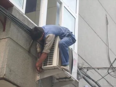 海尔空调的外挂机声音好大(图1)