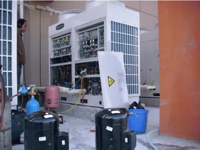 美的空调出现红灯怎么回事(图1)