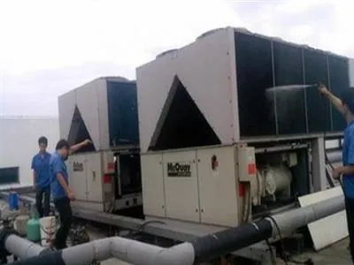 杨子定频380空调报E4是什么故障