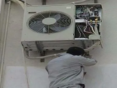 水空调能和冰箱放一起吗