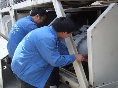 电视K歌麦克风连接蓝牙卡顿是怎么回事