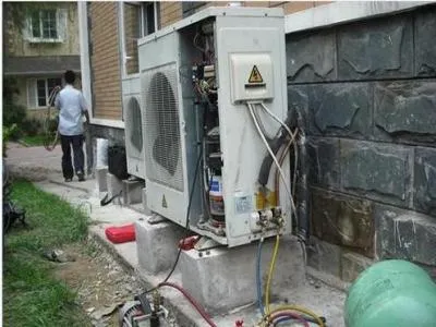 空调制热怎么老是停一会在热一会