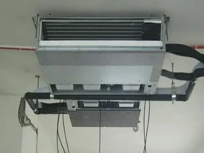 冻坏的洗衣机为什么盖那里会流水呢