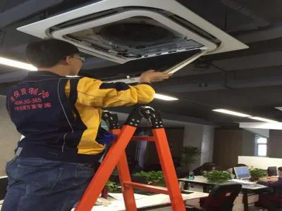 液晶电视底座怎么拆下来