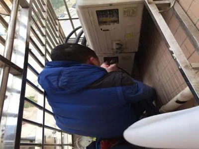 模块中央空调机组如何联接控制