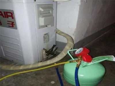 电视机显屏没满画面怎么调