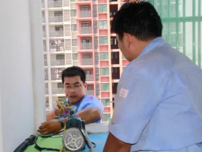 滚筒洗衣机天冷冻住怎么办