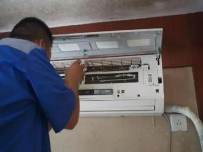 热水器温度自己下降怎么回事