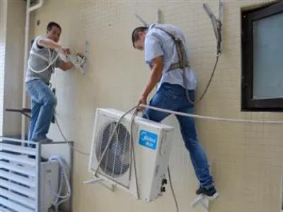 电视换台的时候突突的响