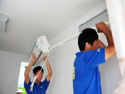 热水器排气阀滋滋响正常吗