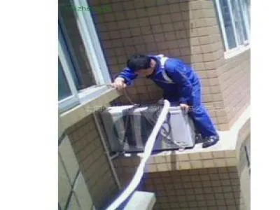 家用中央空调如何关闭主控板那台机器