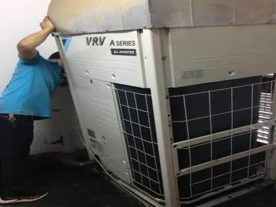 笔记本开机白屏怎么快速修复