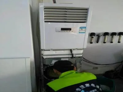 美的洗衣机排不出水怎么办