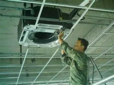 燃气热水器冬天冻坏维修