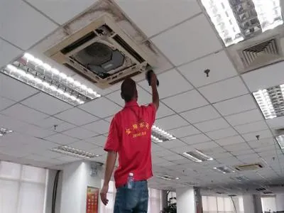 卫生间加装电热水器如何连接另一台热水器